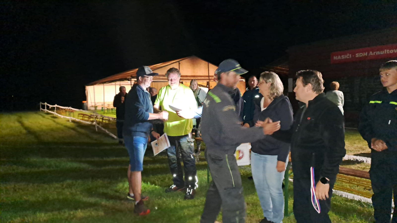 Messenger_creation_0E9001B7-81B2-462F-B8BA-60A17D04E30A_result